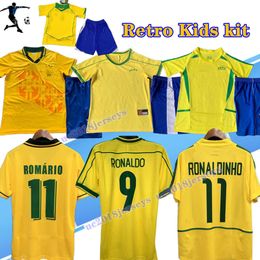 Kids kit Brasil Vintage jersey ROMARIO RIVALDO BraziLS CARLOS Ronaldinho camisa de futebol 1998 2002 2004 Ronaldo KAKA 2006 2000 1994 PELE Retro soccer jerseys