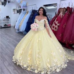 DAFFODIL QUINCEANERA Dresses 3d Floral With Cape Off Shoulder Sweet 15 Gowns Pärlor Princess Vestidos 16 Anos för Special OCNS