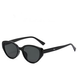 2024 Brand design Sunglasses women men designer Good Quality Fashion metal Oversized sun glasses vintage female male UV400 14