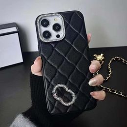 iPhone 15 Pro Max Designer Phone Case for Apple 14 13 12 11 Luxury PU Lambskin Bumper-patched Diamond Pattern Studded Camera Lens Ring Logo Back Cover Coque Fundas Black