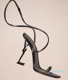 Top Luxury Opyum Strass Sandals Shoes Ankle-Strap Crystal-embellished Satin Crisscross Vamp Gladiator Sandalias Party Dress High Heels Lady Walking