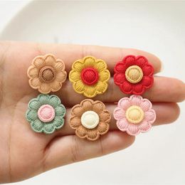 Decorative Figurines 10pcs Mini Kawaii Woollen Flower Resin Flat Back Cabochons Scrapbook Diy Party Hairpin Accessories Home Decoration