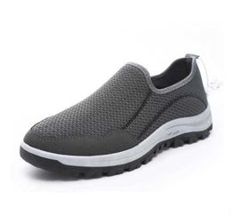 HBP Non-Brand 2024 new men walking style shoes Low price factory direct Soft flying sneakers