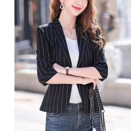 Women's Suits Spring And Autumn Korean Small Suit Coat Commuter Fashion Stripe Button Pocket Splicing Versatile 3/4 Sleeve Jacket