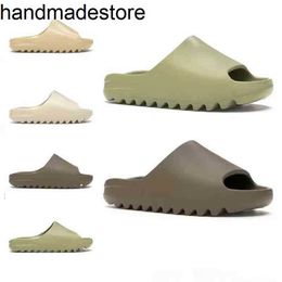 Kanyes Slides Women Sliders Designer 2024 Men Slippers Foam Runners Ararat Bone Desert Sand Earth Brown Resin Mens West Outdoor Beach Sandals Size 36-47