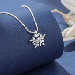 Pendant Necklaces Fashion Silver Plated Crystal Snowflake Flowers