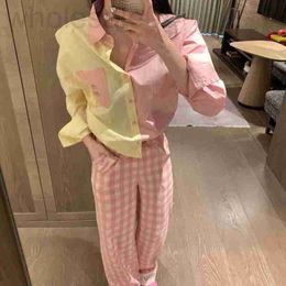 Women's Blouses & Shirts designer Girl style age reducing pink and yellow Colour blocking shirt design with contrasting colors, niche French gentle women's high-end EJ32