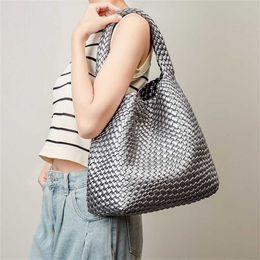 Shoulder Bags Woven Designer Handbags High Capacity Leather Womens Bag Casual Mother Underarm Tote Bag 240311