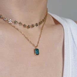 Blaue Zirkon-Anhänger-Halskette für Damen, leichte, kleine und hochsinnige neue Kragenkette