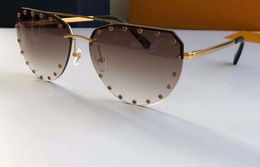 women The Party Sunglasses Metal Gold Studs Brown Gradient Lens Sun glasses New with Box4112062