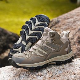 Boots Autumn Winter Leather Brown Trekking Sneakers Unisex Outdoor Cushioning Men Hiking Boots Nonslip High Top Mountain Shoes Woman