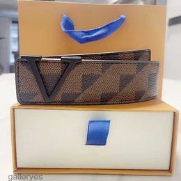 Fashion Luxury Plaid Old Flower Striped Leather Belt Designer Mens and Womens High-quality 3.8cm No Box X598