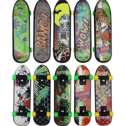 Mini tastiere da skateboard creative, giocattoli per dita con motivo a doppia faccia