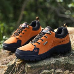 Shoes Hot Sale Couple Suede Trekking Shoes Wearresistant Outdoor Hiking Shoes Men Sneakers Large Size Mountain Climbing Sports Shoes