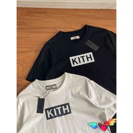 2024 Black White Kith Tee Men Women Box Graphic Printed T-shirt Cotton Casual Classic Short Sleeve T220722