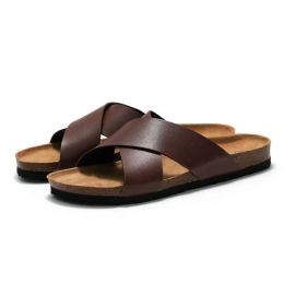 Sandals 2024 New Men Beach Cork Slippers Summer Women Solid Color Nonslip Outside PU Leather Slide Shoes Casual Flip Flop Slippers Flat