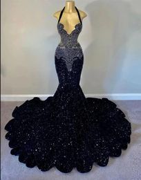 Stunning Navy Blue Sequined Prom Dresses 2K24 New Sexy Spaghetti Halter Neck Beads Crystals Ruffles Long Evening Gowns Formal Occcasion Vestidos de bal BC18404