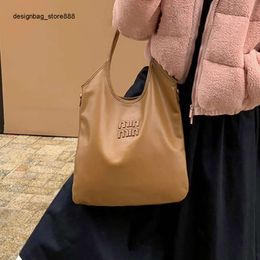 Cheap Wholesale Limited Clearance 50% Discount Handbag Celebrity Monas Fashionable and Versatile Style Simple Portable Shoulder Bag Underarm