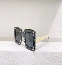Fashion design sunglasses 0780S square frame studded with diamonds trendy style summer outdoor uv 400 protective glasses top quali7261717