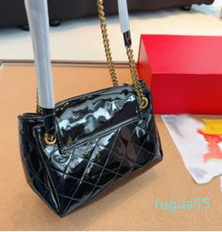 Evening Bags Metal Letter Gold Chain Shoulder Crossbody Underarm patent leather Retro Flap Envelope Bag Diamond Quilted Design