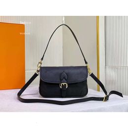 Famous Fashion Classic Bag Women Leather Womens VINTAGE Clutch Tote Shoulder Bags #556688 handbag Hot bags