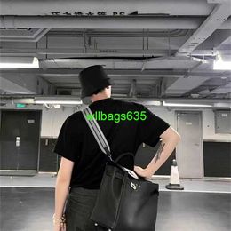 Leather Handmade Handbags HB Ky40 Totes Bags 2024 New High Capacity Bag Mens and Womens Commuter Bags Hand Luggage Bag Cowhide One Shoulder Fitness Crossbod