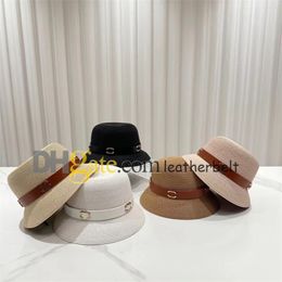 Summer Beach Straw Hats Luxury Brand Bucket Hat for Women Metal Letter Sun Visor Snapback Outdoor Sunscreen Hat