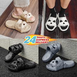 Summer Men's and Women's Slippers Solid Color Skull Head Flat Heel Sandals Depusy Designer High Quality Fashion Slippers Waterproof Beach Sports Slippers GAI