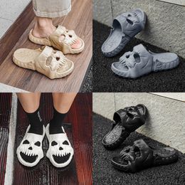 Summer Men's and Women's Slippers Solid Colour Skull Head Flat Heel Sandals Pauladaw Designer High Quality Fashion Slippers Waterproof Beach Sports Slippers GAI