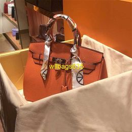 Tote Bags Genuine Leather Bk Habdbags Hong Kong Purchasing Agency for Large Brand Light Luxury High Capacity Portable Large Bag Leather Women have logo HB8HRK