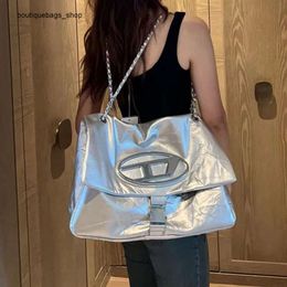 Cheap Wholesale Limited Clearance 50% Discount Handbag New Dingdang Bag Underarm Chain Tote Large Capacity Casual Trend Big Female Wanderer