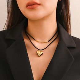 Pendant Necklaces Simple Black Corduroy Fabric Heart-Shaped Collarbone Chain For Women Geometric Double-Layer Metal Women's Necklace