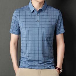 Business Casual Men Smooth Plaid Polo Shirts Streetwear Male Clothes Summer Short Sleeve Fashion Casual Versatile Basic Tops 240315