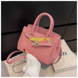 Tote Bags Genuine Leather Bk Habdbags Baobao Womens 2024 New European and American Fashion Litchi Pattern Handheld Bag Net Red Temperament Lo have logo HBCKTB