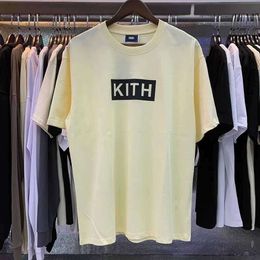 Kith Mens Design T-shirt Spring Summer 23 Color Tees Vacation Short Sleeve Casual Letters Printing Size Range Size S-xl Z2