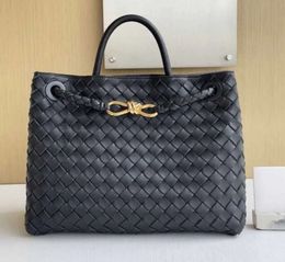 B-Familie 8-Linien-Schnalle Andiamo-Tasche Original-Leder New Woven Damen Tragbare Einzelschulter-Umhängetasche Offizielle Dokumenten-Einkaufstasche Designer-Taschen667