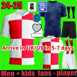 2024 2025 Novo Croacia Modric Soccer Jerseys Nacional Mandzukic Perisic Kalinic 2024 Copa da Copa da Euro Croatia Cirlada de futebol Kovacic Rakitic Kramaric Men Kit Kit Uniformes