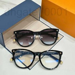 Occhiali da sole Designer Nuovo 2024 Stesso stile Plain Montatura per occhiali Specchio piatto Montatura per lenti ottiche da donna Z1657E
