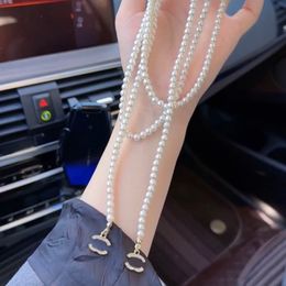 Fashion Accessory Designer Necklaces Pearl Chains Design Brand Letter Pendant Titanium Stainless Steel Mens Womens Necklace Chain Choker Jewelry Gifts