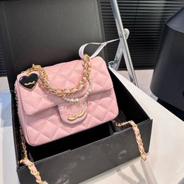 Pearl Handle Luxury Handbag Love Pendant Fashion Women Mini Shoulder Bag Leather Diamond Gold Hardware Metal Buckle Matelasse Chain Crossbody Bag Makeup Bags 17cm