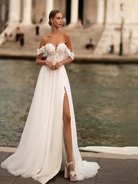 Vintage Sweetheart Off the Shoulder Wedding Dress Sexy A-line Lace Up Back Bridal Gown Split Appliques vestido de noviaCustom YD