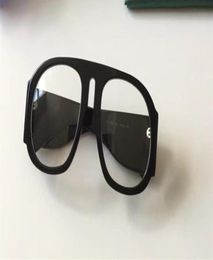 0152S Sunglasses Large Frame Elegant Special Eyewear popular Oval Frame BuiltIn Circular Lens Top Quality Come With Case fashion 1129129
