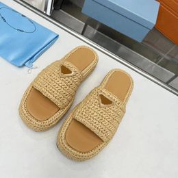 Fashion Designer Sandals Slippers Womens Knitting Slip On Gold Buckle Slip On Black Brown Pool Women Casual Sandals Outdoors Pool Sliders Beach Shoes 35-41