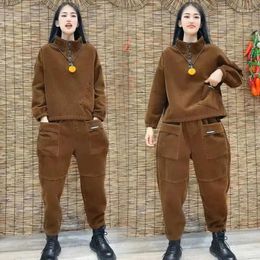 Women's Two Piece Pants Corduroy Clothes Set Lady Pullover 2Pcs Suits Female Tracksuit 2024 Autumn Winter Thicken Warm 4XL Clothing