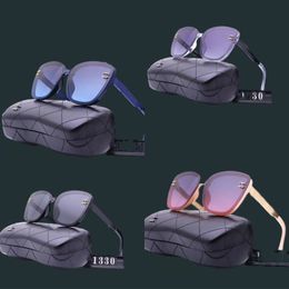 Charm designer sunglasses for women square protect eyes resin lenses gentle eyeglass retro pc frame design driving Travelling sunshades goggle with box fa071 C4