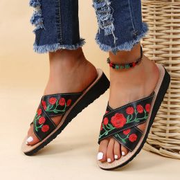 Slippers Women's Wedge Slippers Fashion Embroidered Ladies Flip Flop Open Toe woman Beach Party Ladies Sandals Plus Size 42 Ladies Shoes