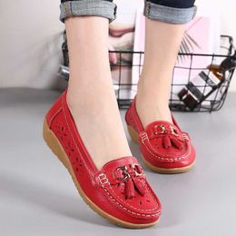 HBP Non-Brand Summer Women Flats Moccasins Genuine Leather Shoes Low Heels Slip On Casual Shoes Women Loafers Soft Nurse Shoes Mother Footwear
