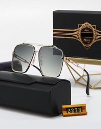 Latest Cool Mens Sunglasses Sunglasses Designer Woman Large Square Metal Fashion Nose Bridge Design Punk Glasses Frame Luxury Shad2553419