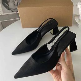 HBP Non-Brand Dropshipping Summer Mules Latest Design Talons Haut Sexy Escarpins Pointed Toe Trending Women Block Heels for Ladies