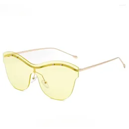 Sunglasses Fashion Round Women Designer Rimless Glasses Frame Yellow Lens Oversize Female Sun UV400 Cool Ladies Shades